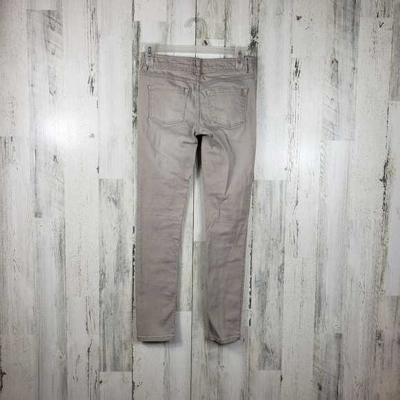 3/$15 Mudd tan low rise skinny Jean's junior size 1 - Picture 4 of 11